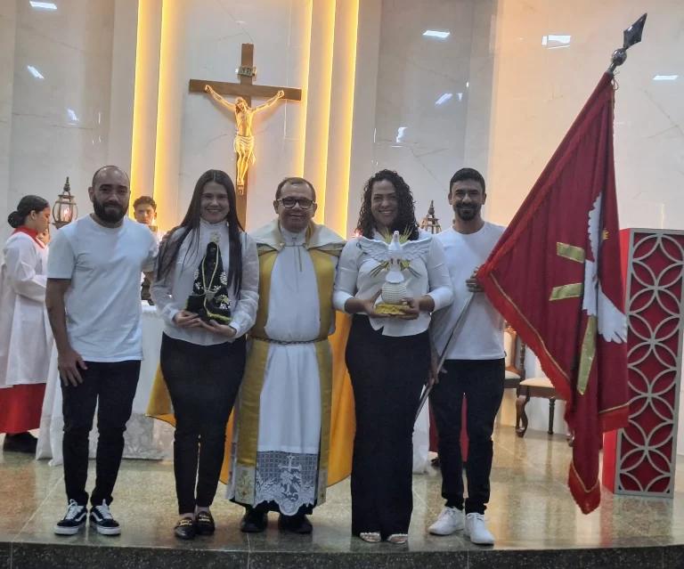 Registro da Missa dos Devotos do Divino Espírito Santo