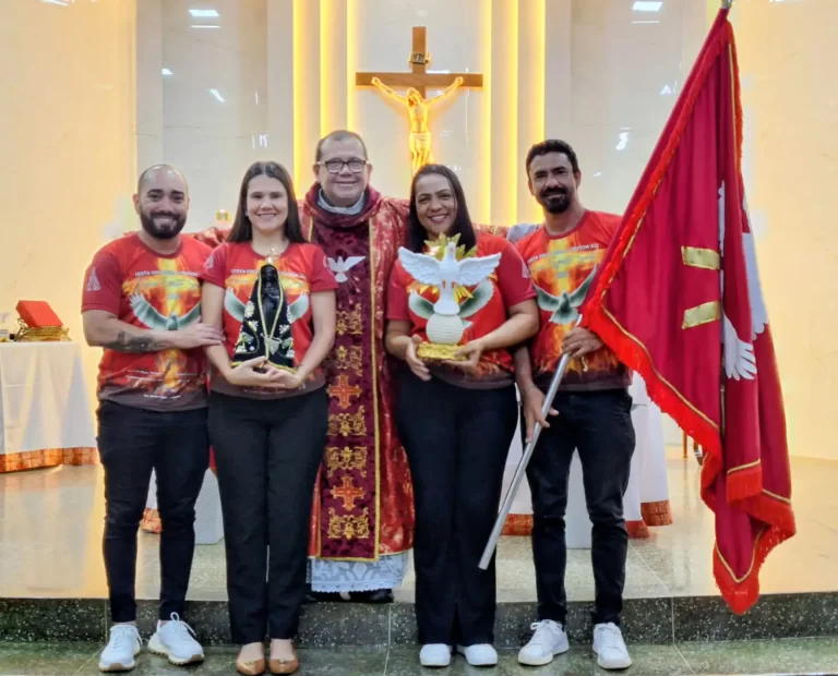 Registro da Missa dos Devotos do Divino Espírito Santo