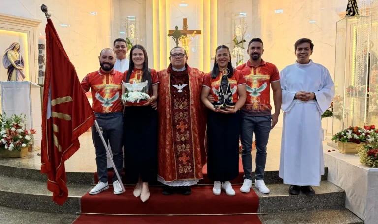 Registro do 9º Dia da Novena do Divino Espírito Santo